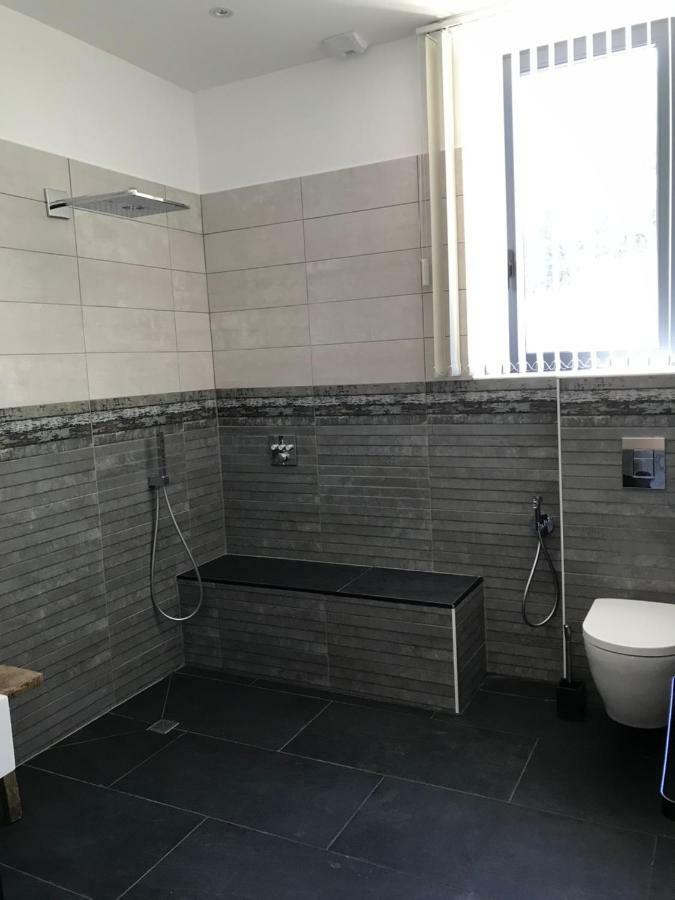 Gite Du Manoir Le Roc Couze-et-Saint-Front Ngoại thất bức ảnh